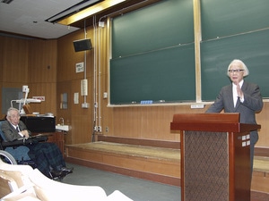 [97] Person of Cultural Merit, Memorial lecture (2003) [11/15]